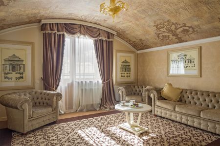 Люкс 2-местный 2-комнатный 4* (корпус № 1)