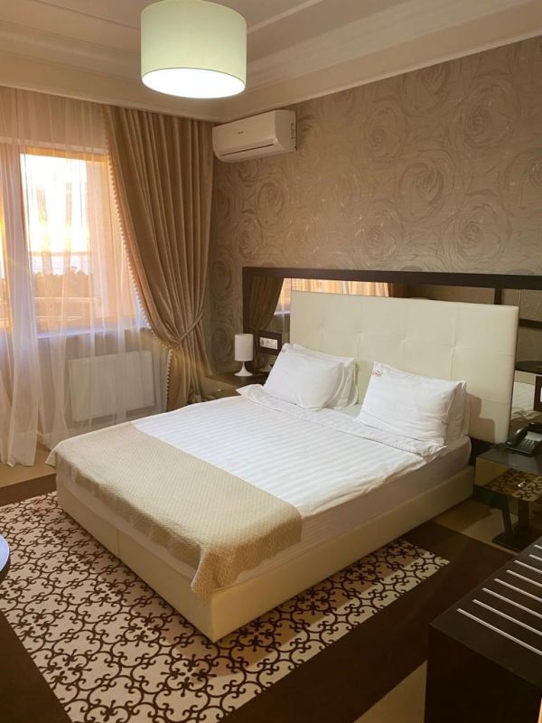 Люкс 2-местный 2-комнатный 4* (корпус № 1)