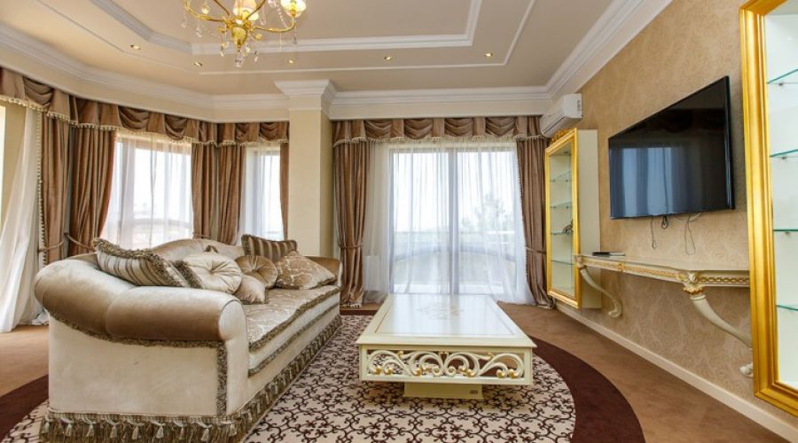 Люкс 4* Европа 2-местный 2-комнатный корпус 1