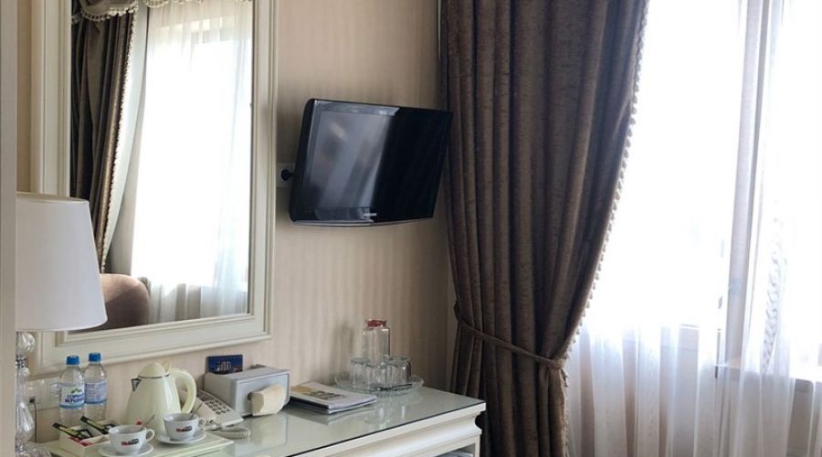 Студия 4* ВИДОВОЙ 2-местный с 2 доп.местами на одном складном диване корпус 1