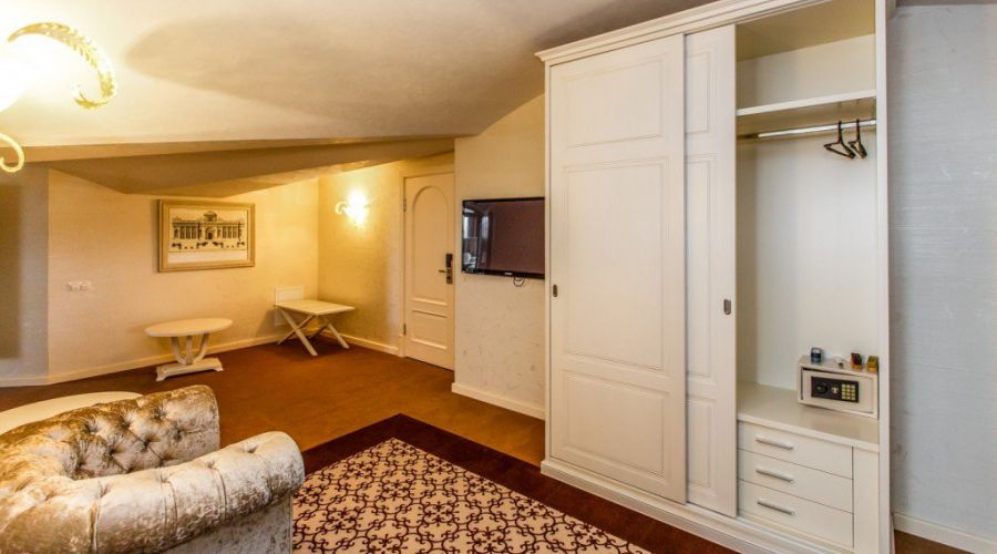 Люкс 4* Панорамный 2-местный 2-комнатный корпус 1