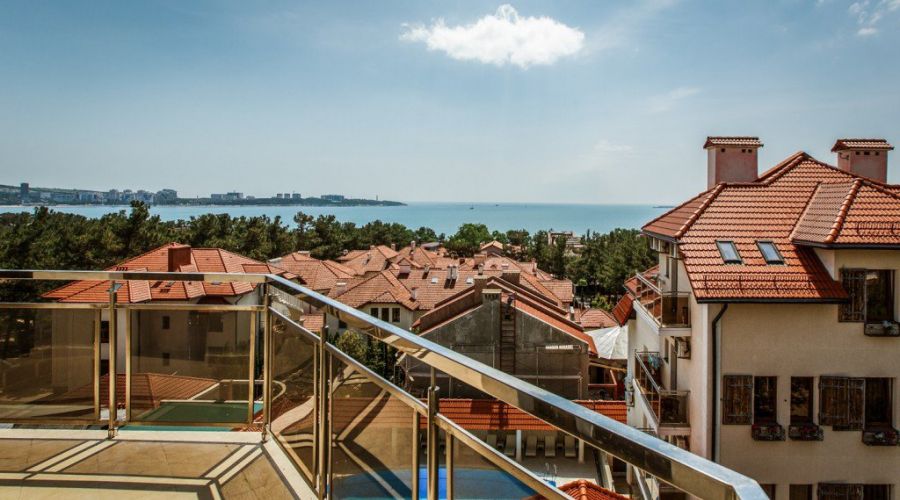 Люкс 4* Европа 2-местный 2-комнатный корпус 1